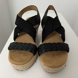 Black Woven Strap Women's Wedge Sandals